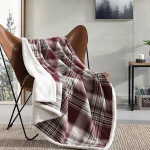 Simons Soft Fleece and Plaid Blanket Throw